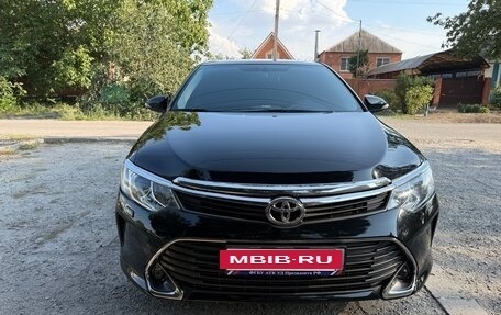 Toyota Camry, 2015 год, 2 385 000 рублей, 3 фотография