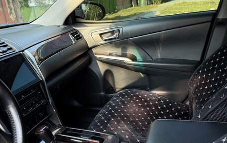 Toyota Camry, 2015 год, 2 385 000 рублей, 18 фотография