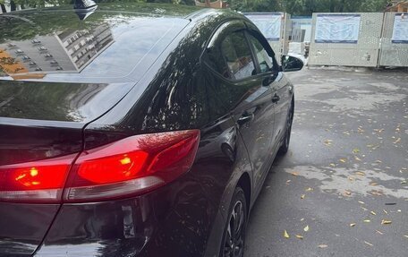 Hyundai Elantra VI рестайлинг, 2018 год, 1 430 000 рублей, 6 фотография