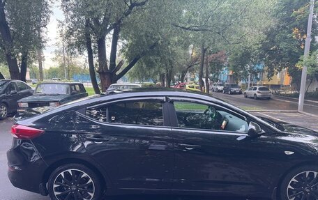 Hyundai Elantra VI рестайлинг, 2018 год, 1 430 000 рублей, 8 фотография