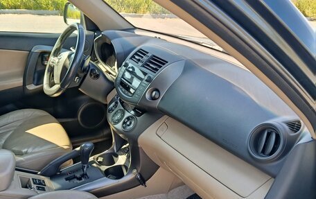 Toyota RAV4, 2011 год, 1 500 000 рублей, 2 фотография