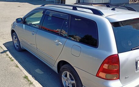 Toyota Corolla, 2002 год, 605 000 рублей, 3 фотография