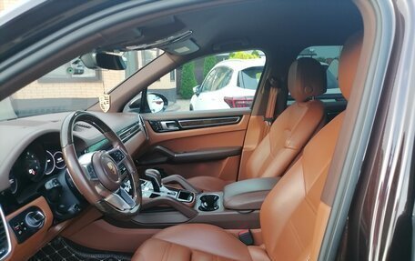 Porsche Cayenne III, 2018 год, 8 000 000 рублей, 19 фотография
