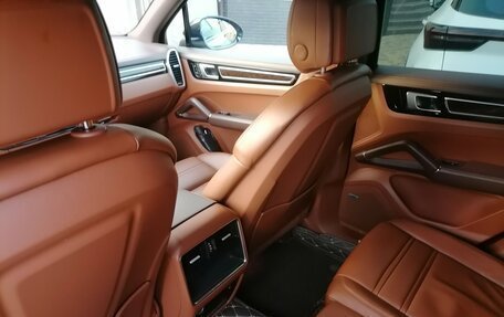 Porsche Cayenne III, 2018 год, 8 000 000 рублей, 22 фотография
