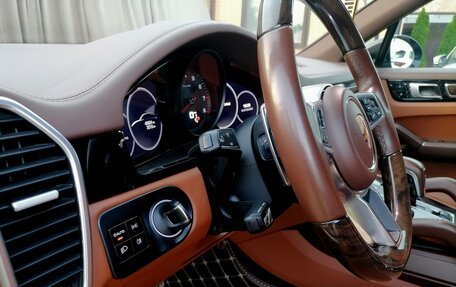 Porsche Cayenne III, 2018 год, 8 000 000 рублей, 16 фотография