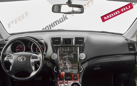 Toyota Highlander III, 2012 год, 1 950 000 рублей, 11 фотография