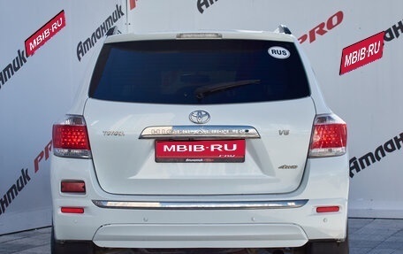 Toyota Highlander III, 2012 год, 1 950 000 рублей, 5 фотография