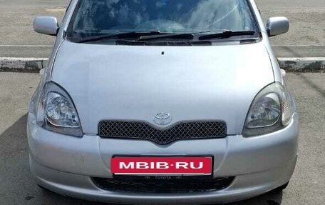 Toyota Vitz, 1999 год, 335 000 рублей, 1 фотография