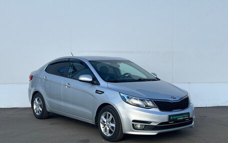 KIA Rio III рестайлинг, 2016 год, 925 000 рублей, 3 фотография
