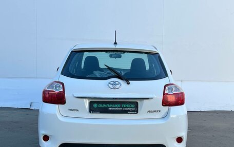 Toyota Auris II, 2011 год, 1 200 000 рублей, 7 фотография