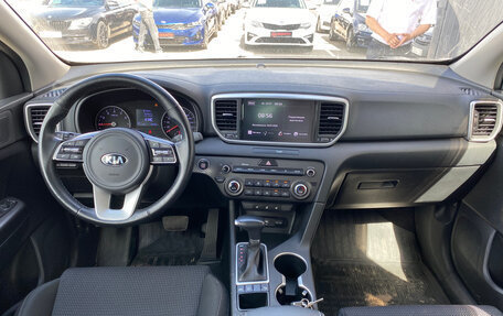 KIA Sportage IV рестайлинг, 2021 год, 2 450 000 рублей, 2 фотография