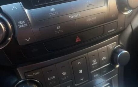 Toyota Highlander III, 2012 год, 2 700 000 рублей, 7 фотография