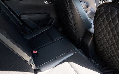KIA Rio IV, 2019 год, 1 630 000 рублей, 28 фотография