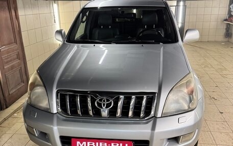 Toyota Land Cruiser Prado 120 рестайлинг, 2008 год, 1 800 000 рублей, 2 фотография