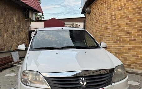 Renault Logan I, 2011 год, 550 000 рублей, 3 фотография