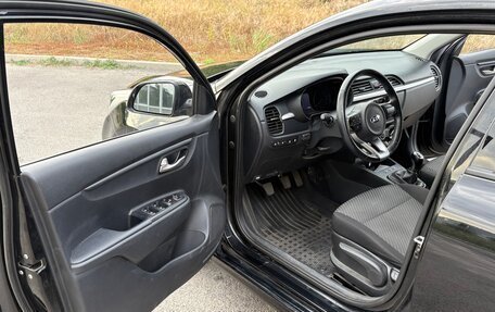 KIA Rio IV, 2019 год, 1 550 000 рублей, 11 фотография
