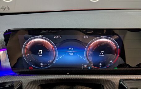 Mercedes-Benz CLA, 2022 год, 4 220 000 рублей, 17 фотография
