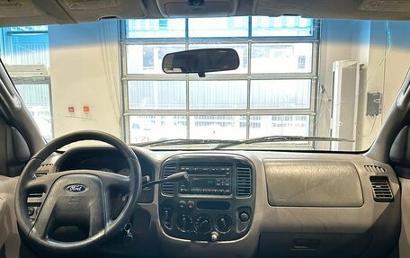 Ford Escape II, 2001 год, 400 000 рублей, 15 фотография