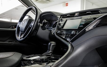 Toyota Camry, 2020 год, 3 108 000 рублей, 13 фотография