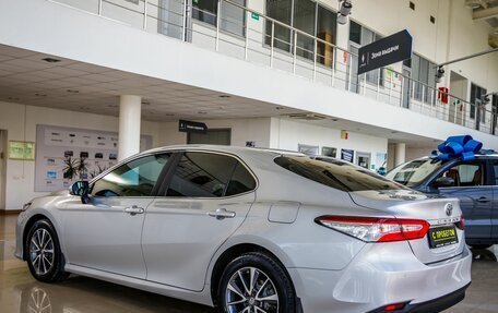 Toyota Camry, 2020 год, 3 108 000 рублей, 5 фотография