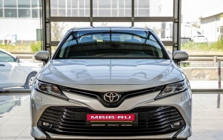 Toyota Camry, 2020 год, 3 108 000 рублей, 2 фотография
