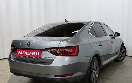 Skoda Superb III рестайлинг, 2019 год, 1 899 000 рублей, 4 фотография