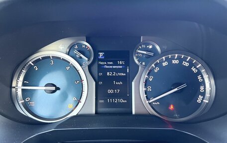 Toyota Land Cruiser Prado 150 рестайлинг 2, 2021 год, 5 750 000 рублей, 17 фотография