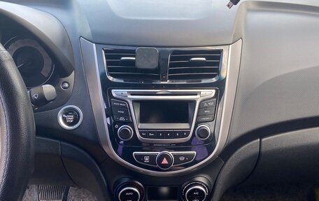 Hyundai Solaris II рестайлинг, 2014 год, 1 055 000 рублей, 6 фотография