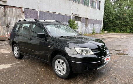 Mitsubishi Outlander III рестайлинг 3, 2007 год, 620 000 рублей, 3 фотография