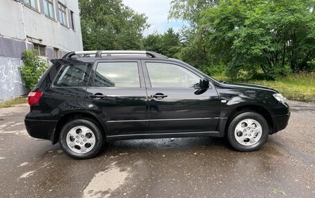 Mitsubishi Outlander III рестайлинг 3, 2007 год, 620 000 рублей, 4 фотография