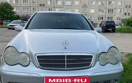 Mercedes-Benz C-Класс, 2002 год, 330 000 рублей, 4 фотография
