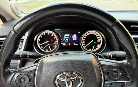 Toyota Camry, 2019 год, 3 100 000 рублей, 12 фотография