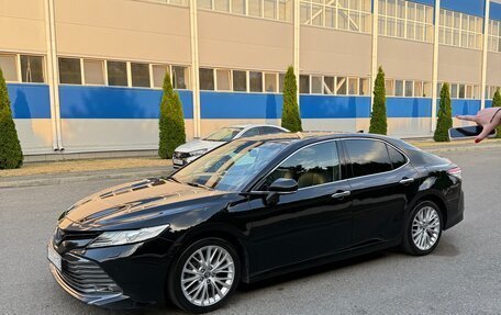 Toyota Camry, 2019 год, 3 100 000 рублей, 8 фотография