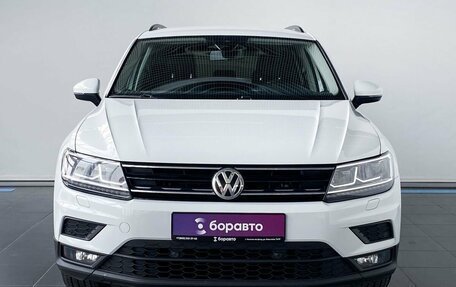 Volkswagen Tiguan II, 2019 год, 2 200 000 рублей, 3 фотография
