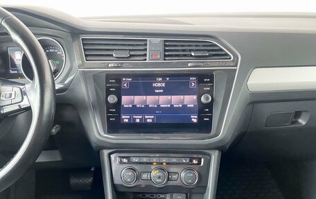 Volkswagen Tiguan II, 2019 год, 2 200 000 рублей, 20 фотография