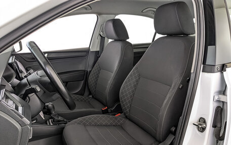 Skoda Rapid II, 2021 год, 1 350 000 рублей, 20 фотография