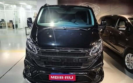 Ford Tourneo Custom I рестайлинг, 2022 год, 2 590 000 рублей, 2 фотография