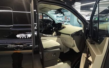Ford Tourneo Custom I рестайлинг, 2022 год, 2 590 000 рублей, 15 фотография