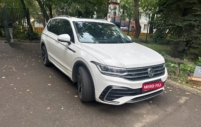Volkswagen Tiguan II, 2021 год, 4 300 000 рублей, 1 фотография