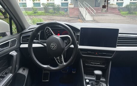 Volkswagen Tiguan II, 2021 год, 4 300 000 рублей, 8 фотография