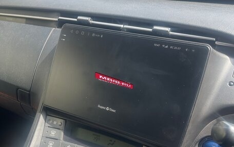 Toyota Prius, 2012 год, 1 050 000 рублей, 5 фотография