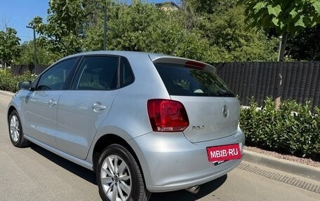 Volkswagen Polo VI (EU Market), 2011 год, 870 000 рублей, 3 фотография