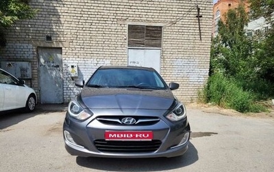 Hyundai Solaris II рестайлинг, 2012 год, 730 000 рублей, 1 фотография