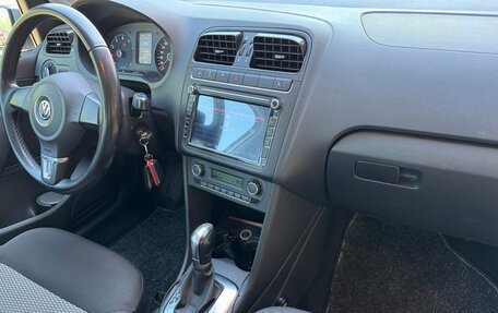 Volkswagen Polo VI (EU Market), 2011 год, 870 000 рублей, 13 фотография