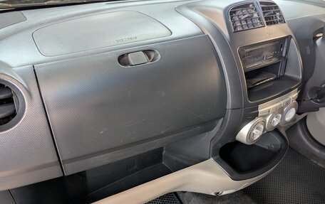 Toyota Passo III, 2004 год, 470 000 рублей, 15 фотография