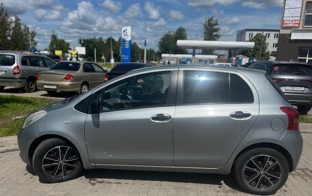 Toyota Yaris III рестайлинг, 2007 год, 480 000 рублей, 2 фотография