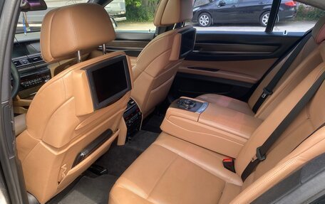 BMW 7 серия, 2011 год, 2 300 000 рублей, 10 фотография