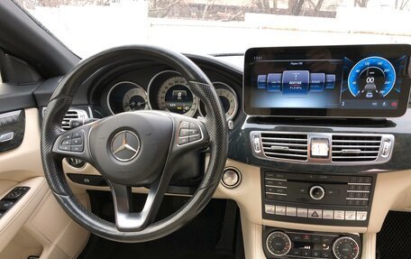 Mercedes-Benz CLS, 2015 год, 2 800 000 рублей, 12 фотография