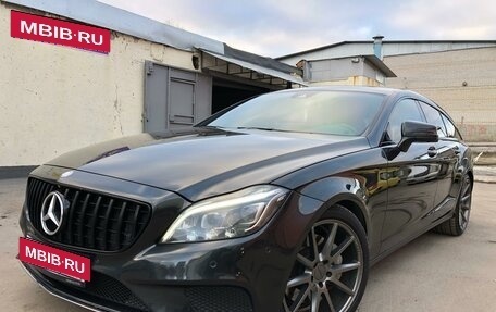 Mercedes-Benz CLS, 2015 год, 2 800 000 рублей, 13 фотография