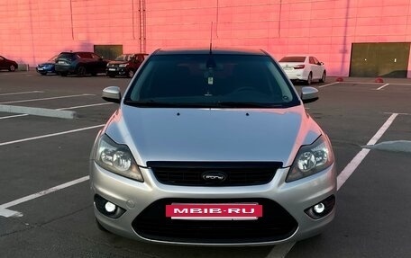 Ford Focus II рестайлинг, 2010 год, 630 000 рублей, 3 фотография